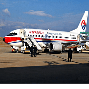 通化机场空运航空快运业稳步发展的原因是什么？